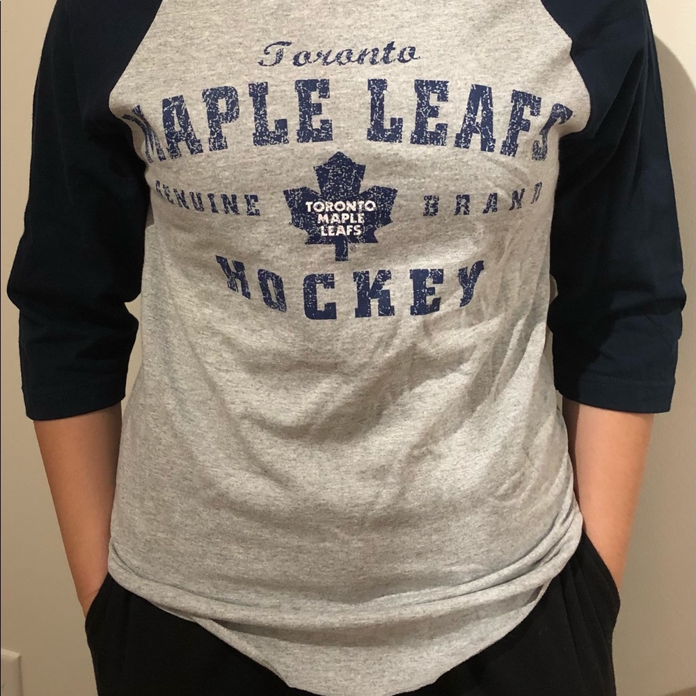 Popular Toronto Maple Leafs NHL Hockey T-shirt teen crew neck grey navy blue